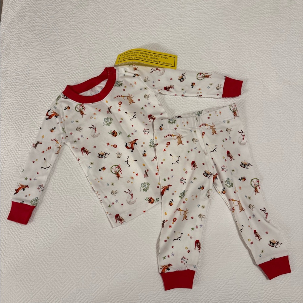 Toddler Lake Pajamas NWT size 18-24 months (run small) Christmas Inslee pattern